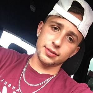 Meet your Posher, Chad